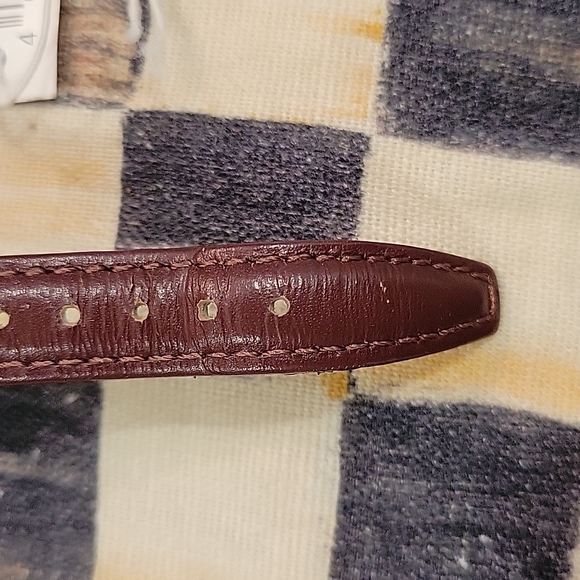 Walt Disney Timeworks 50th Anniversary Gold Watch - Picture 11 of 12